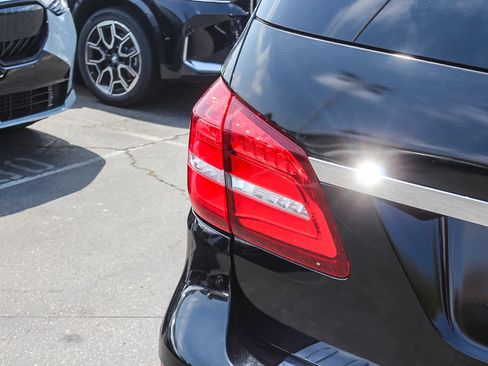 Used 2017 Mercedes-Benz GLS 450 4MATIC image 7
