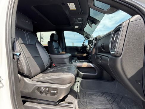 Used 2019 Chevrolet Silverado 1500 High Country AWD/4WD image 19