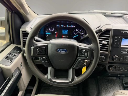 Used 2022 Ford F250 XL w/ Power Equipment Group AWD/4WD image 19