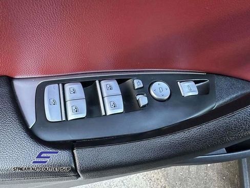 Used 2023 BMW X3 xDrive30i w/ Premium Package image 22