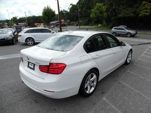 Used 2015 BMW 328i xDrive Sedan AWD/4WD image 6