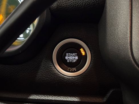 Used 2020 RAM 5500 Tradesman w/ Chrome Appearance Group image 27