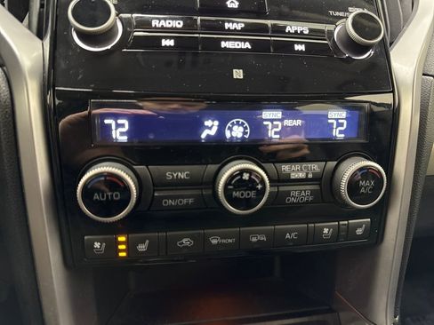 Used 2022 Subaru Ascent Touring w/ Popular Package #2A image 22