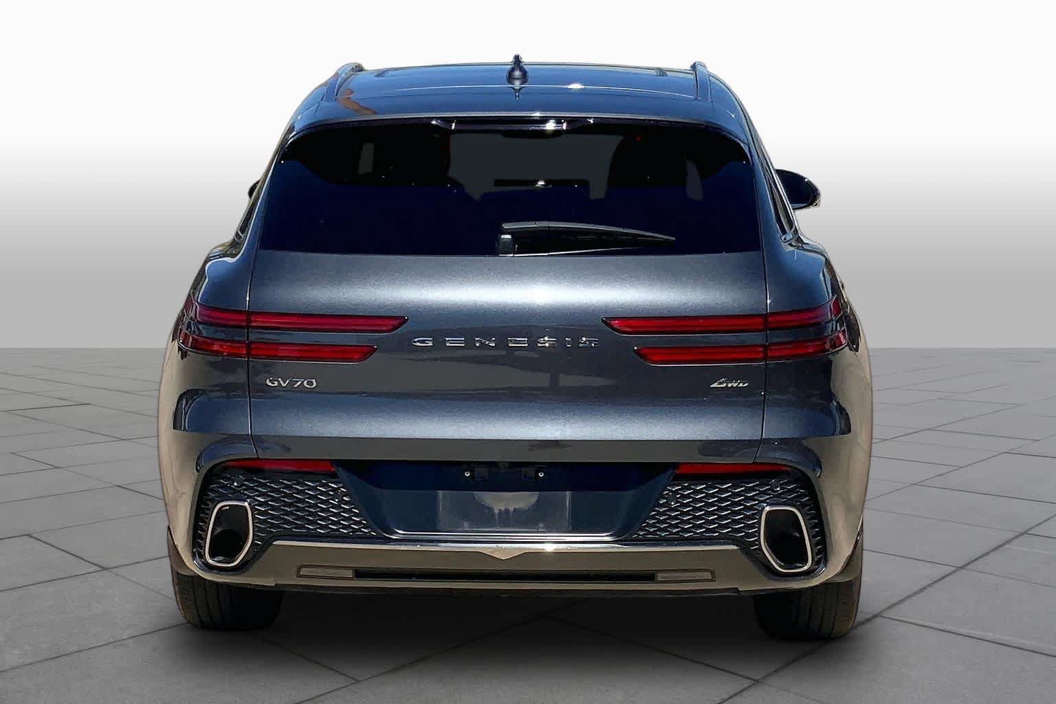 Used 2023 Genesis GV70 2.5T w/ Select Package AWD/4WD image 5