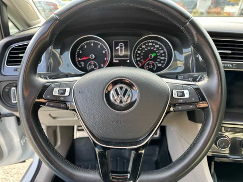 Used 2019 Volkswagen Golf Alltrack SE image 23