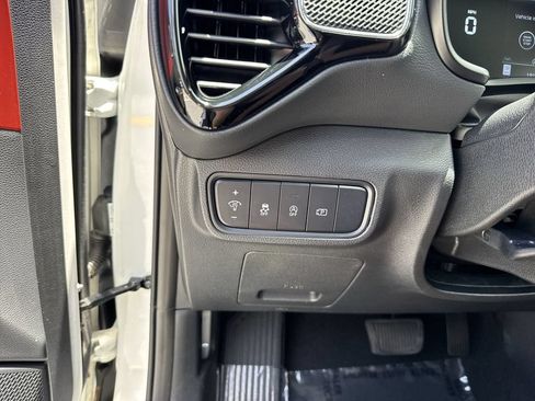 Used 2023 Kia Soul GT-Line w/ GT-Line Technology Package FWD image 57