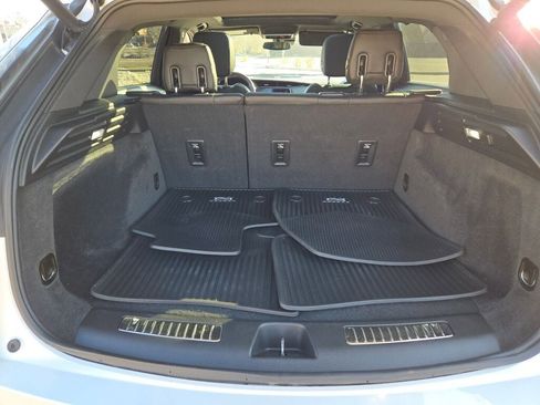 Used 2020 Cadillac XT4 Sport w/ Cold Weather Package image 18