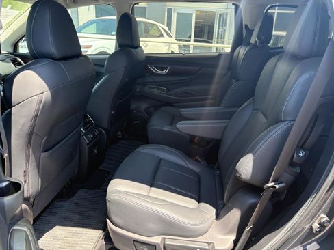 Used 2023 Subaru Ascent Touring AWD/4WD image 21