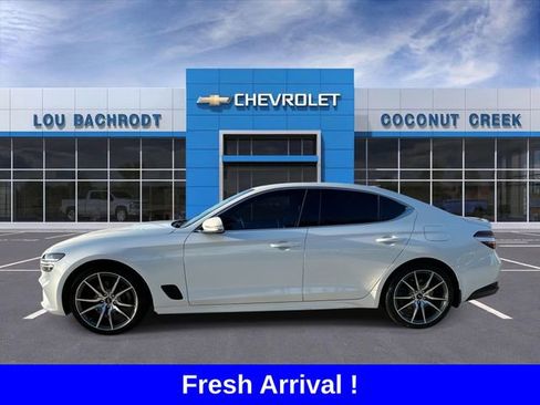 Used 2023 Genesis G70 2.0T image 5