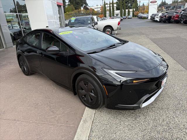 Certified 2025 Toyota Prius Plug-In Hybrid FWD image 9