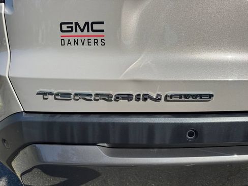 Used 2026 GMC Terrain Elevation w/ LPO, Floor Liner Package AWD/4WD image 8