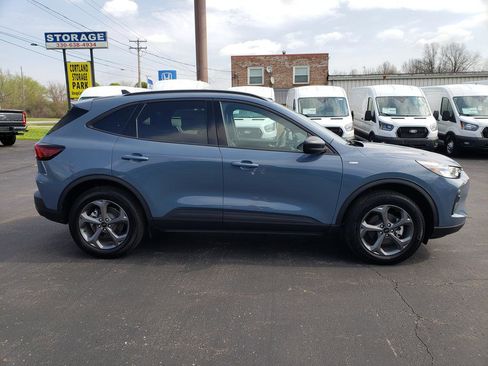 New 2026 Ford Escape ST-Line w/ Tech Pack #1 AWD/4WD image 3