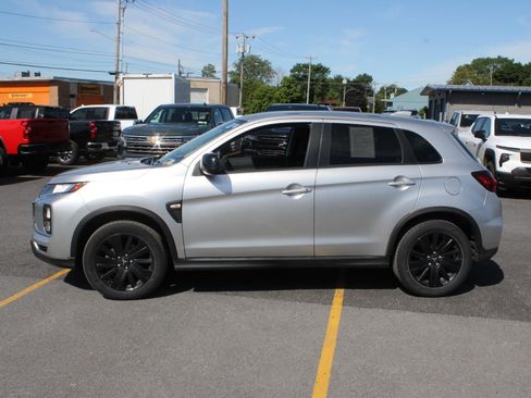 Used 2021 Mitsubishi Outlander Sport ES AWD/4WD image 5