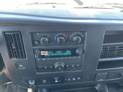 New 2025 Chevrolet Express 2500 Work Van w/ Driver Convenience Package image 20
