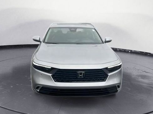 New 2025 Honda Accord Touring image 8