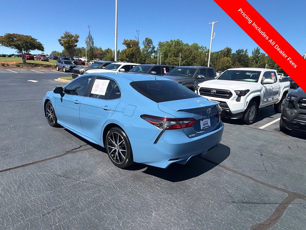 Used 2024 Toyota Camry SE FWD image 25