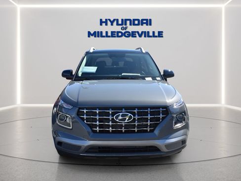 New 2026 Hyundai Venue SEL FWD image 7