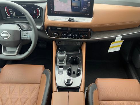 New 2026 Nissan Rogue Platinum w/ Platinum Premium Package image 15