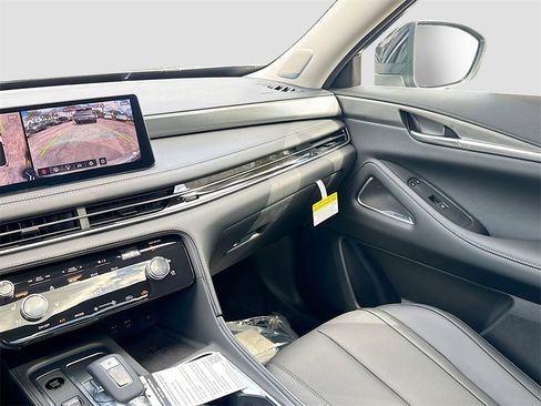 New 2026 INFINITI QX60 Luxe w/ Cargo Package image 25