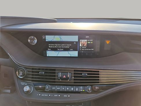 Used 2019 Lexus LS 500 500 Base w/ Luxury Package image 38