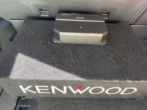 Used 2011 Dodge Nitro Heat w/ Popular Equipment Group image 13