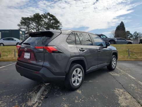 Used 2024 Toyota RAV4 LE image 6
