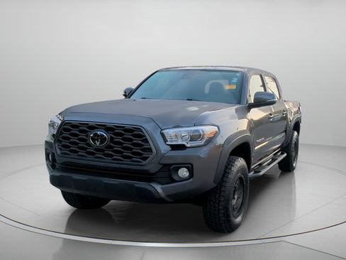 Used 2021 Toyota Tacoma TRD Off-Road AWD/4WD image 7