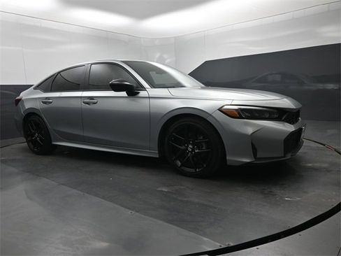 Used 2025 Honda Civic Sport image 15