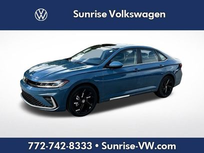 New 2025 Volkswagen Jetta SE