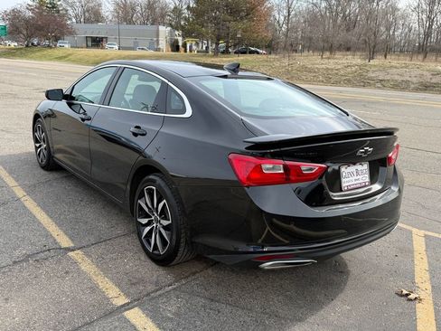 Certified 2024 Chevrolet Malibu RS w/ LPO, Floor Liner Package image 3