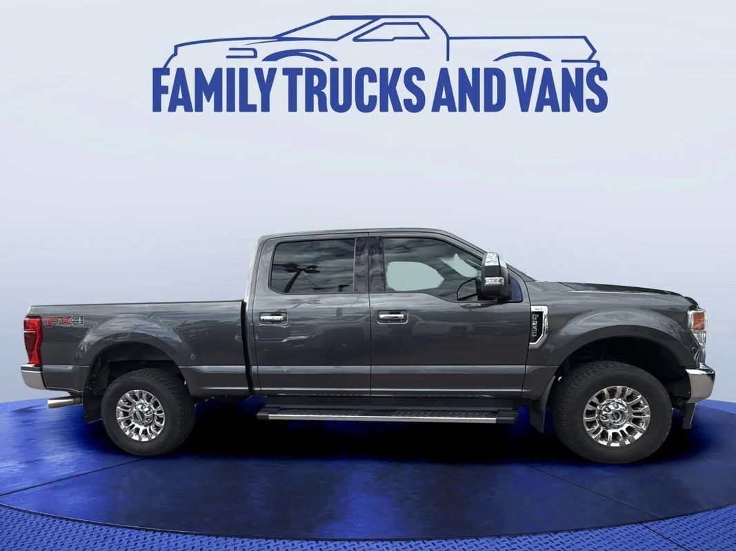 Used 2020 Ford F250 XLT w/ XLT Premium Package AWD/4WD image 6