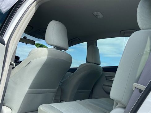 Used 2013 Toyota Prius V Three image 15