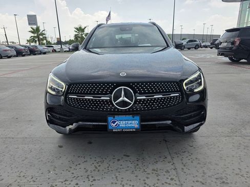 Used 2022 Mercedes-Benz GLC 300 image 2