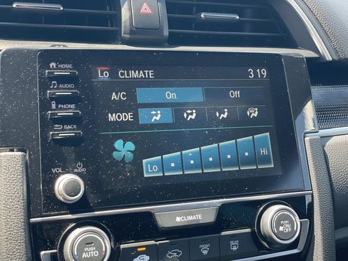 Used 2020 Honda Civic Sport image 12