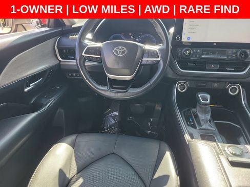 Used 2024 Toyota Grand Highlander AWD Hybrid image 15