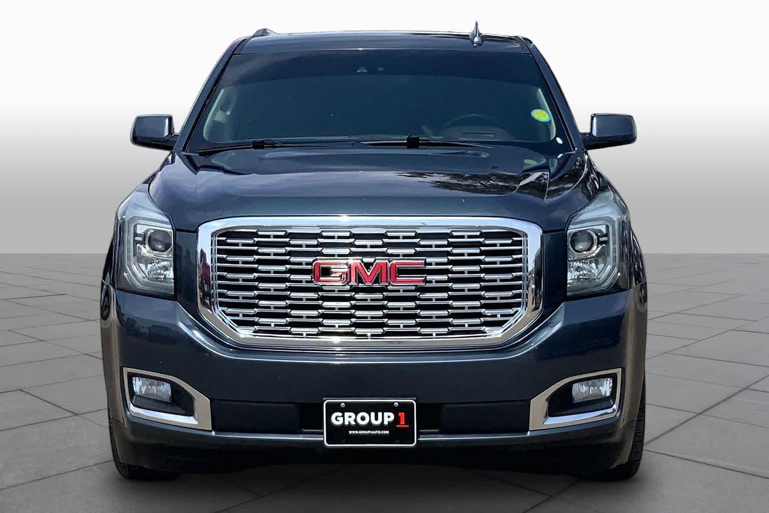 Used 2019 GMC Yukon Denali w/ Denali Ultimate Package AWD/4WD image 4