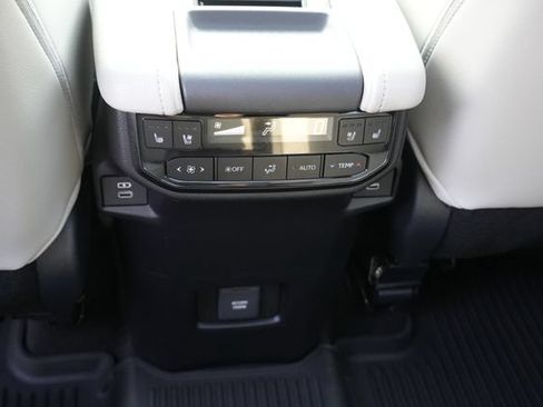 Used 2026 Toyota Grand Highlander AWD Hybrid image 21