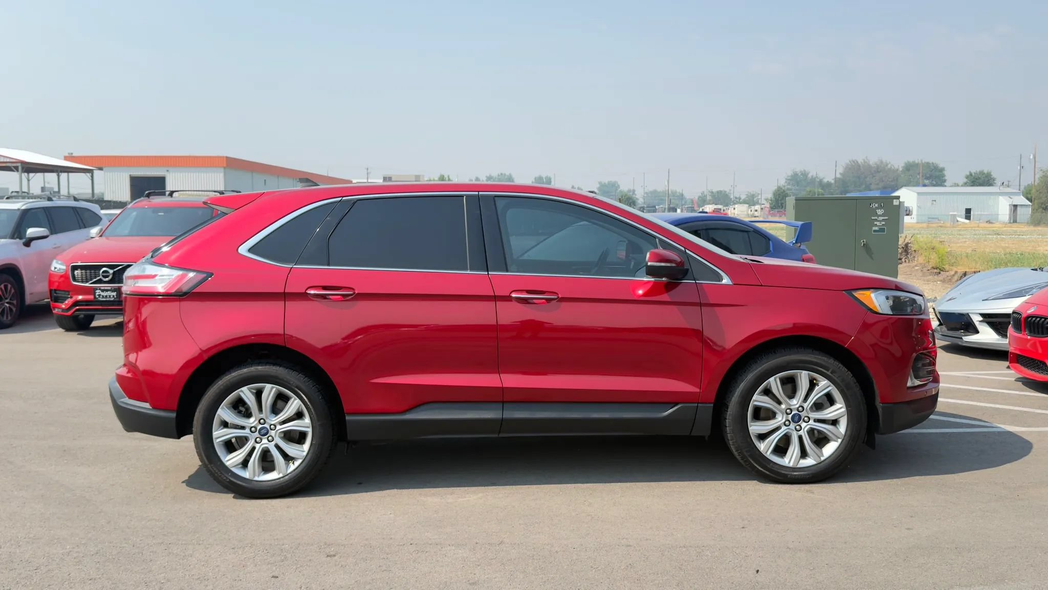 Used 2022 Ford Edge Titanium AWD/4WD image 8