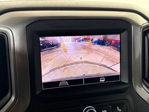 Used 2022 Chevrolet Silverado 1500 Custom AWD/4WD image 18