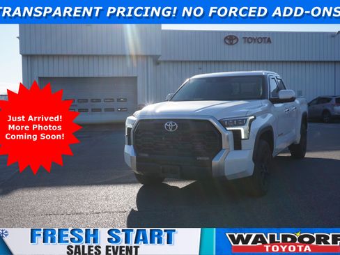 Used 2022 Toyota Tundra Limited image 1
