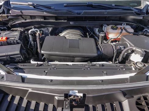 Used 2022 Chevrolet Tahoe LT w/ Luxury Package image 26