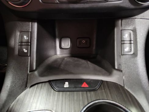 Used 2019 GMC Acadia SLT FWD image 20