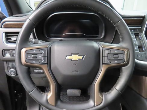 Used 2024 Chevrolet Suburban High Country image 48