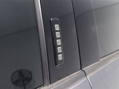 Used 2022 Ford F150 Lariat AWD/4WD image 33