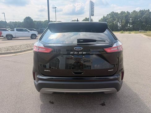Used 2024 Ford Edge SEL AWD/4WD image 4
