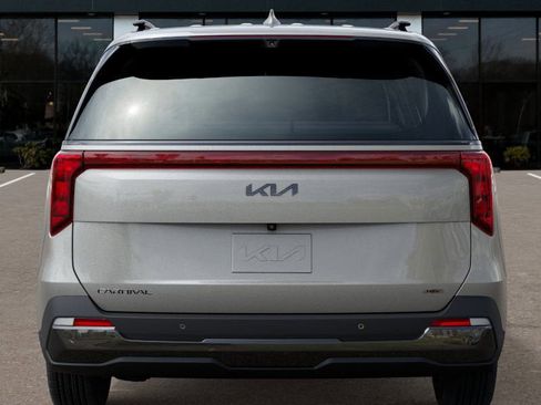 New 2026 Kia Carnival SX w/ SX Dark Edition Package image 13