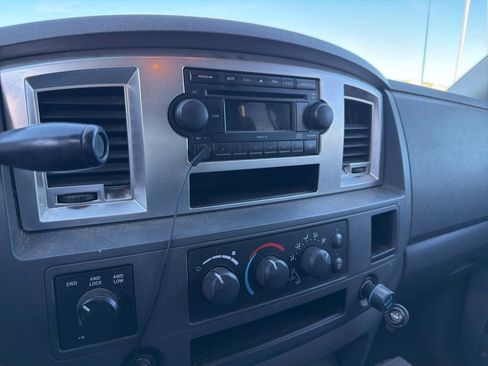 Used 2007 Dodge Ram 2500 Truck SLT w/ Quad Cab Big Horn Value Group image 7