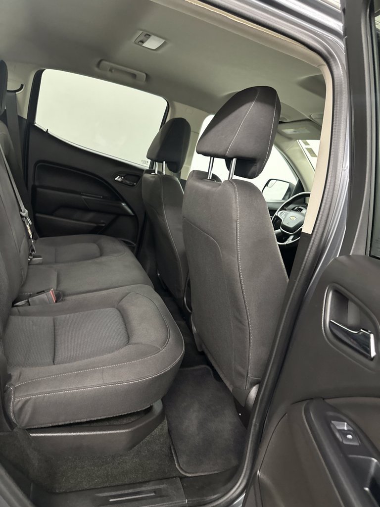 Used 2016 Chevrolet Colorado LT w/ LT Convenience Package AWD/4WD image 30