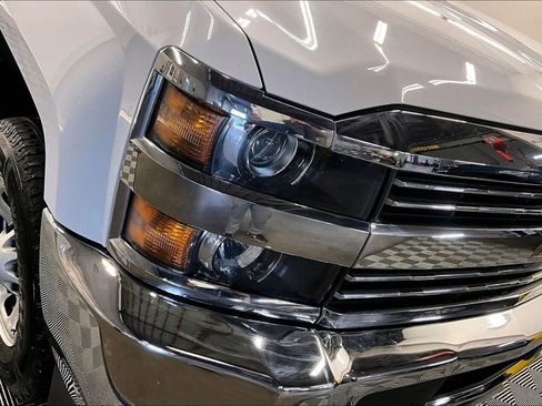 Used 2018 Chevrolet Silverado 2500 W/T w/ WT Convenience Package AWD/4WD image 26