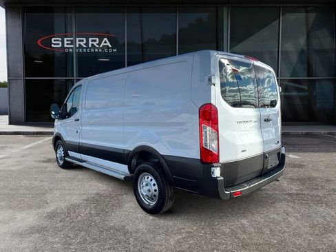 Used 2024 Ford Transit 250 Low Roof AWD w/ Exterior Upgrade Package image 3